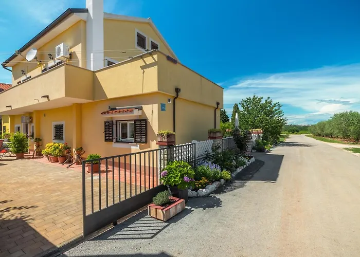 Basarinka Appartamento Porec