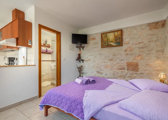 Basarinka Lejlighed *